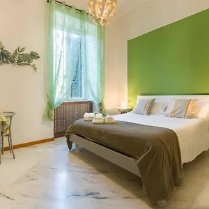 La Casa Del Sole A Mergellina Couette-café Naples